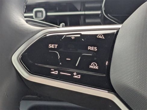 New 2025 Volkswagen ID. Buzz Pro S image 33