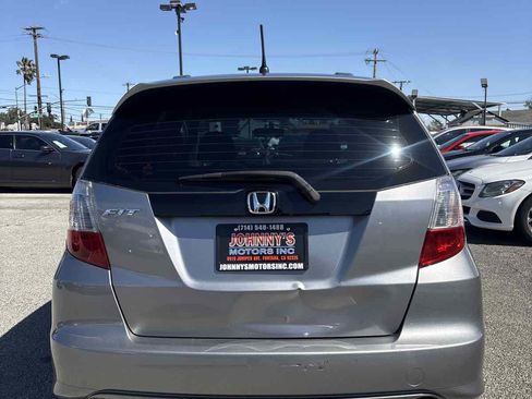 Used 2010 Honda Fit Sport image 3