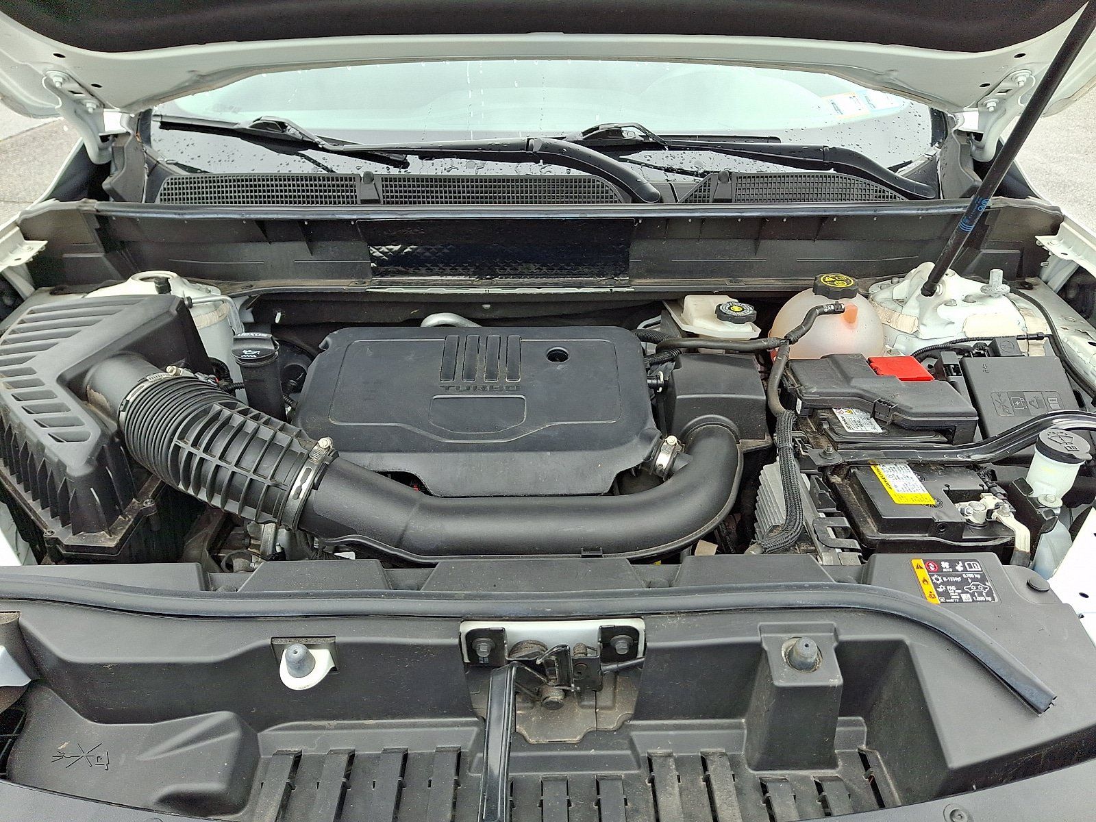 Used 2023 GMC Acadia SLE w/ Driver Convenience Package FWD image 29
