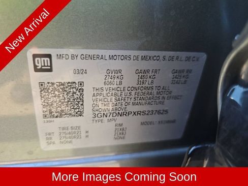 Used 2024 Chevrolet Equinox EV RS FWD image 8