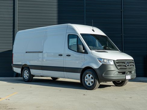 New 2026 Mercedes-Benz Sprinter 2500 image 1