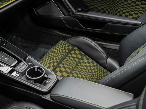 Used 2026 Porsche 911 GTS image 27