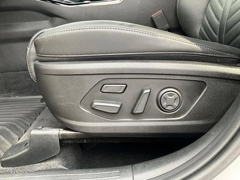 Used 2024 Kia Sorento SX Prestige AWD/4WD image 19