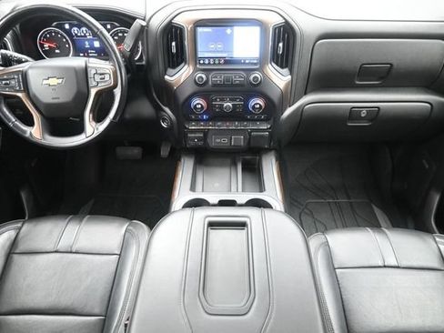 Used 2019 Chevrolet Silverado 1500 High Country w/ High Country Premium Package AWD/4WD image 21