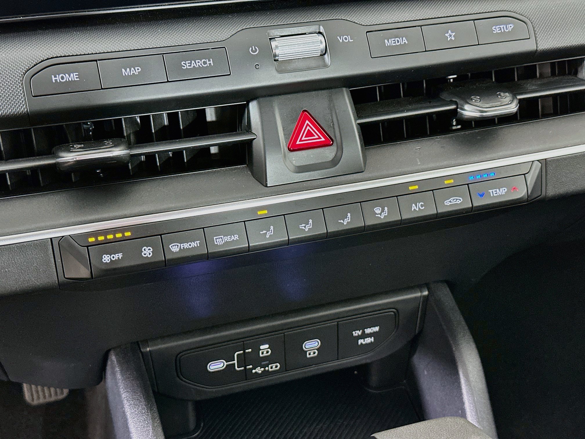 Used 2025 Kia K4 FWD image 22