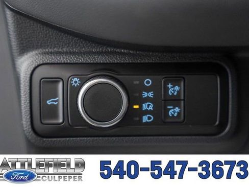 New 2026 Ford Explorer Active image 44