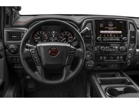 Used 2023 Nissan Titan PRO-4X w/ Pro-4x Convenience Package AWD/4WD image 10