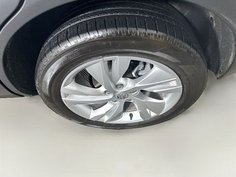 Used 2025 Buick Encore GX Preferred image 11