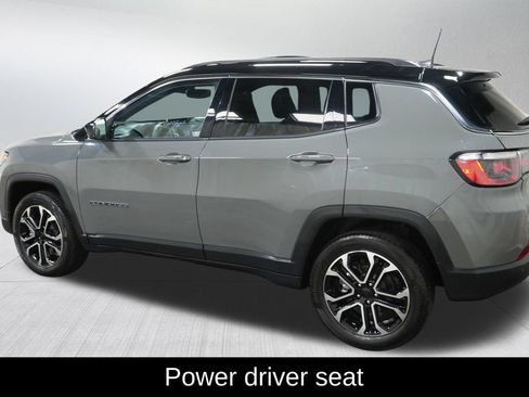Used 2023 Jeep Compass Limited w/ Sun and Sound Group AWD/4WD image 10