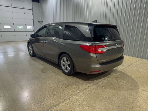 Used 2018 Honda Odyssey EX-L image 3