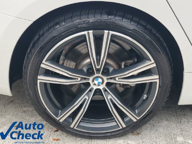 Used 2022 BMW 330i Sedan w/ Driving Assistance Package RWD image 8