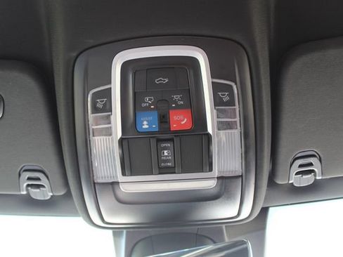 Used 2023 RAM 1500 Limited AWD/4WD image 29