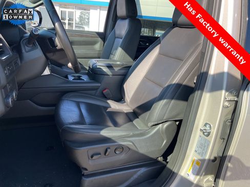 Used 2024 Chevrolet Suburban LT image 11