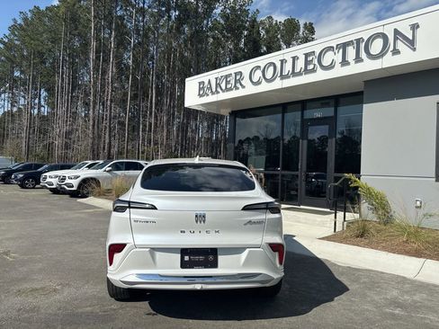 Used 2024 Buick Envista Avenir image 7