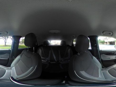 Used 2025 Chevrolet TrailBlazer LT FWD image 37