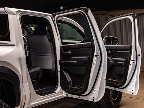 Used 2026 Toyota Tacoma 4x4 Double Cab image 32