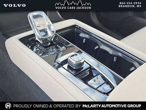 New 2026 Volvo XC90 B6 Ultra w/ Protection Package Premier image 24