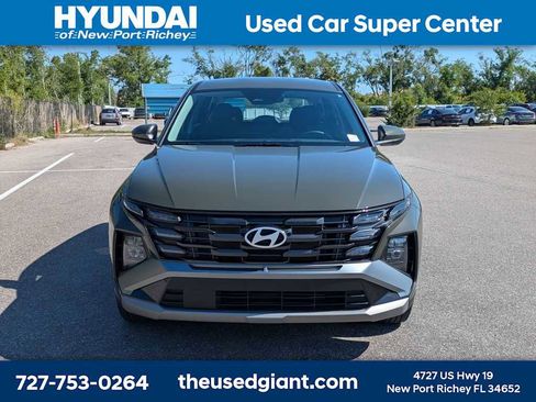 Used 2025 Hyundai Tucson SE FWD image 8