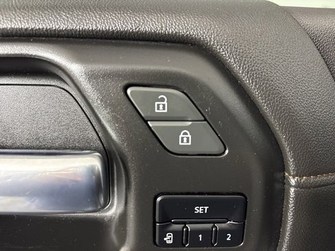 Used 2020 GMC Sierra 1500 AT4 w/ AT4 Premium Package image 15