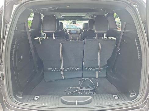 Used 2023 Chrysler Pacifica Limited w/ S Appearance Package FWD image 36