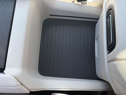 Used 2023 GMC Yukon Denali image 21