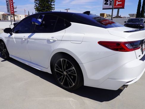 Used 2025 Toyota Camry XSE w/ Premium Plus Package image 6