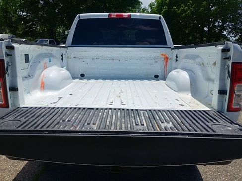 Used 2024 RAM 2500 Big Horn AWD/4WD image 19