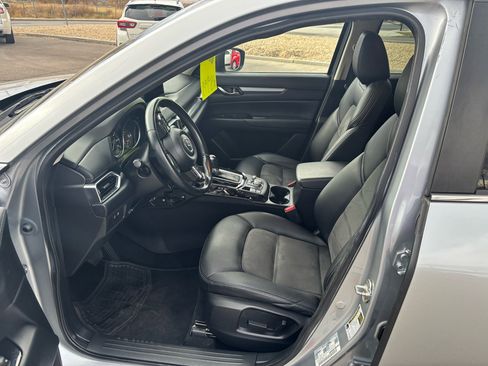 Used 2020 MAZDA CX-5 Touring image 9
