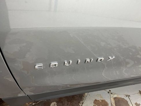 Used 2023 Chevrolet Equinox LT FWD image 25