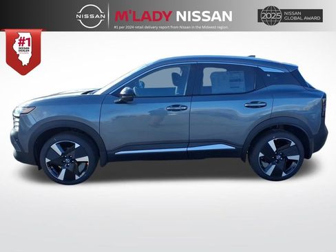 New 2026 Nissan Kicks SR image 4