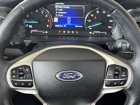 Used 2024 Ford Explorer Limited w/ Equipment Group 301A AWD/4WD image 36