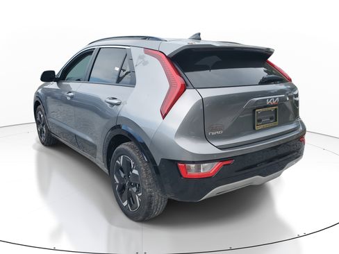 New 2025 Kia Niro Wind w/ Wind Preserve Package image 2