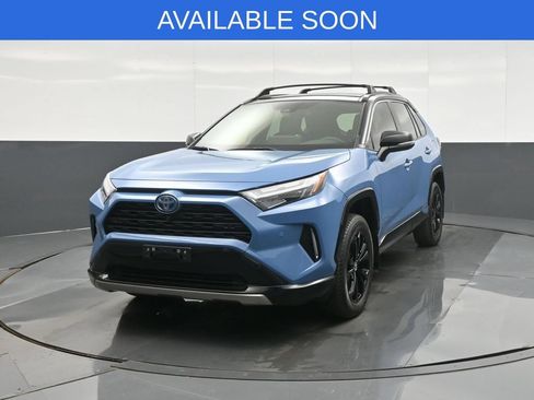 Used 2024 Toyota RAV4 XSE w/ Advanced Technology Package AWD/4WD image 3