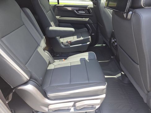 New 2026 GMC Yukon XL Elevation w/ Elevation Premium Package AWD/4WD image 28