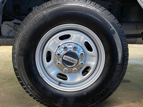 Used 2023 Ford F250 XL w/ 360-Degree Camera Package image 41