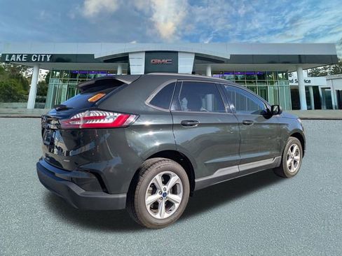 Used 2022 Ford Edge SE AWD/4WD image 3