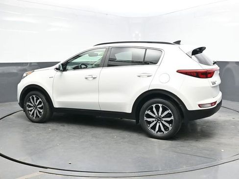 Used 2019 Kia Sportage EX w/ EX Premium Package image 4