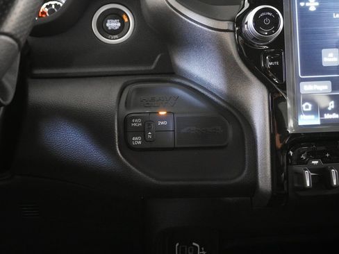 Used 2024 RAM 3500 Tradesman image 28