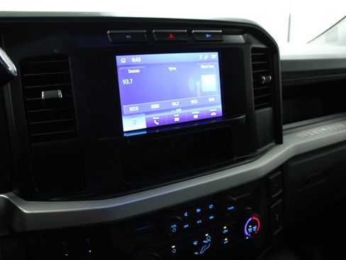 Used 2024 Ford F350 XL w/ 360-Degree Camera Package RWD image 22