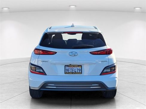 Certified 2023 Hyundai Kona SE image 4