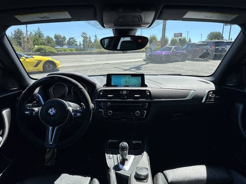 Used 2018 BMW M2 RWD image 32