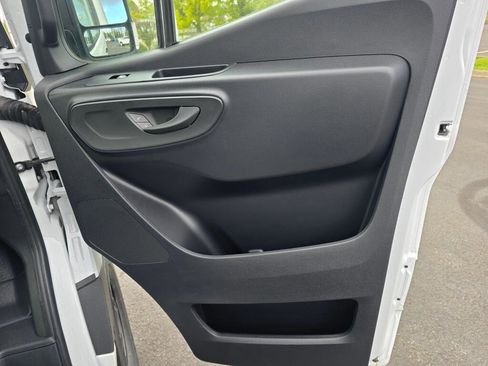 New 2026 Mercedes-Benz Sprinter 2500 image 17