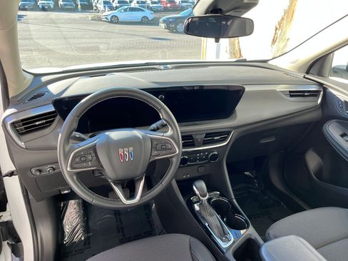 Used 2025 Buick Encore GX Preferred image 33