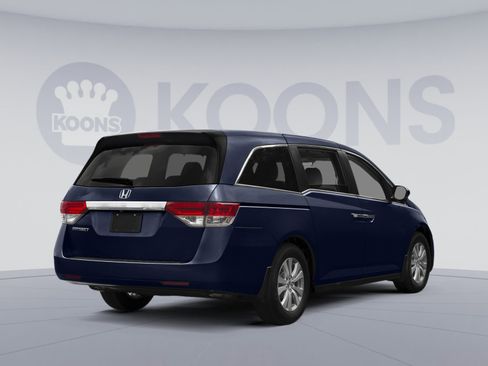 Used 2016 Honda Odyssey EX image 2