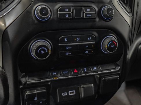 Used 2022 Chevrolet Silverado 2500 LT AWD/4WD image 25