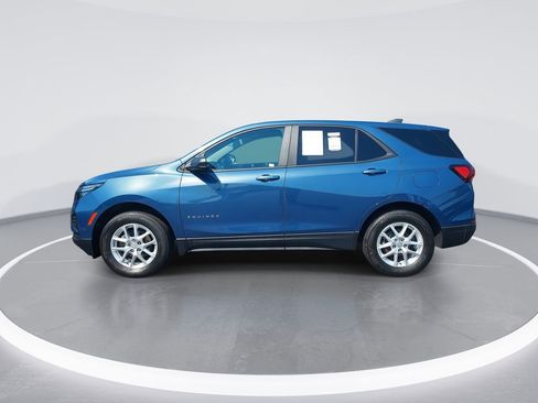 Used 2024 Chevrolet Equinox LS w/ LS Convenience Package AWD/4WD image 5