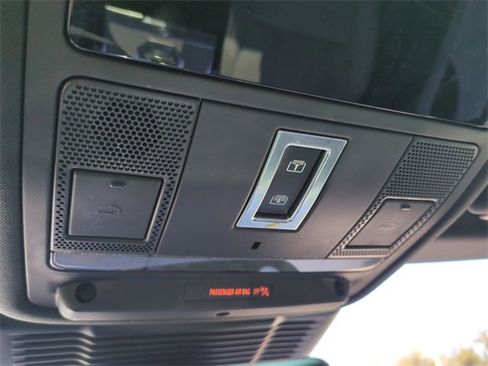 Used 2023 Land Rover Range Rover Evoque S image 24