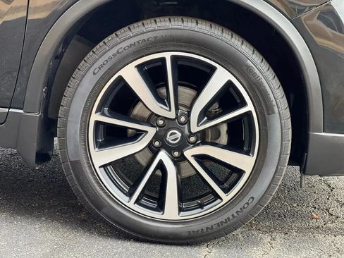 Used 2017 Nissan Rogue SL w/ SL Premium Package AWD/4WD image 48
