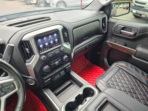Used 2020 Chevrolet Silverado 1500 RST AWD/4WD image 39