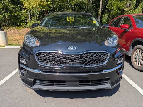 Used 2022 Kia Sportage EX w/ EX Technology Package FWD image 3